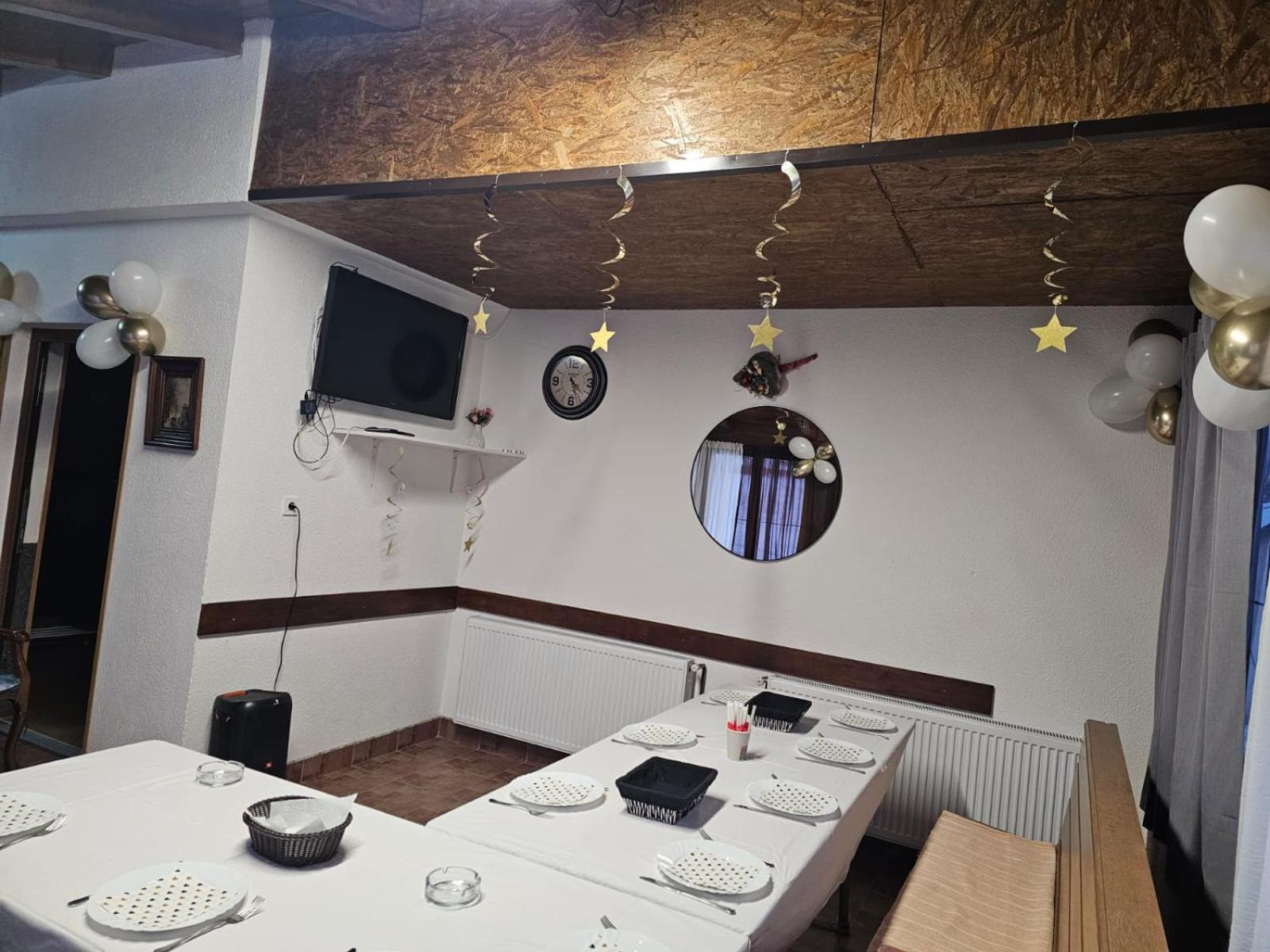 Apartments Marija Vrelo Koreničko Buitenkant foto
