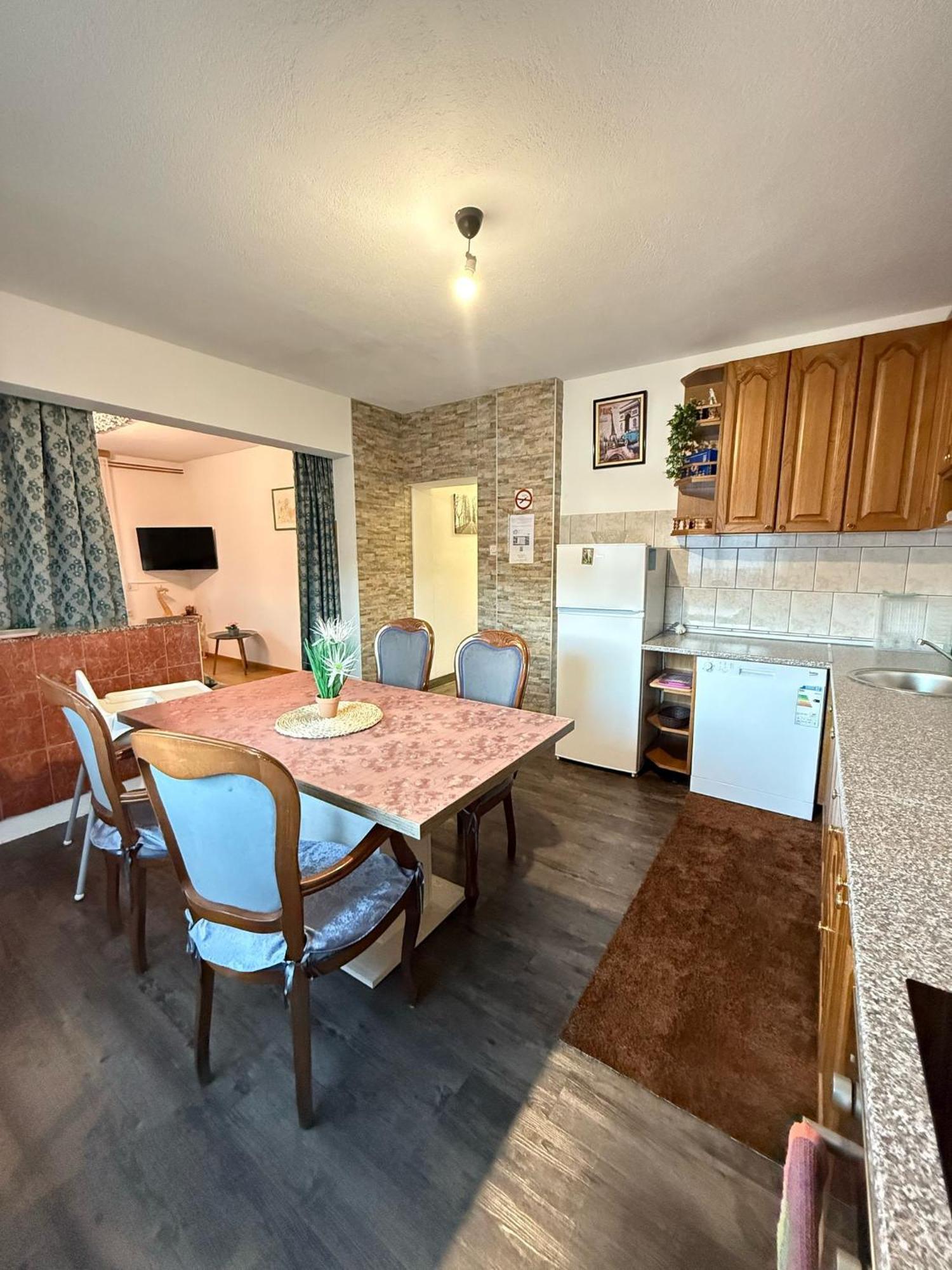 Apartments Marija Vrelo Koreničko Buitenkant foto